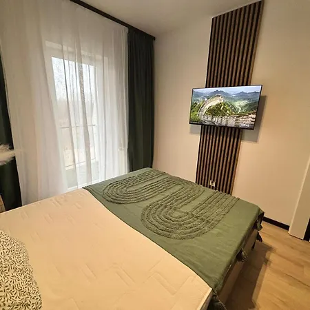 Апартаменти Nad Jeziorem - Kwiatkowskiego 44c Drabinianka Ряшів