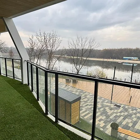 Nad Jeziorem - Kwiatkowskiego 44c Drabinianka