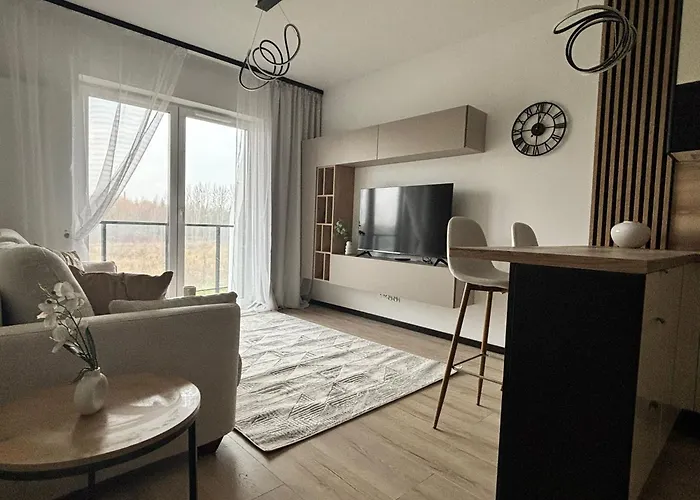 Nad Jeziorem - Kwiatkowskiego 44c Drabinianka