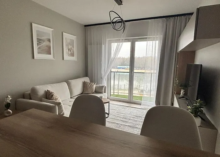 Nad Jeziorem - Kwiatkowskiego 44c Drabinianka