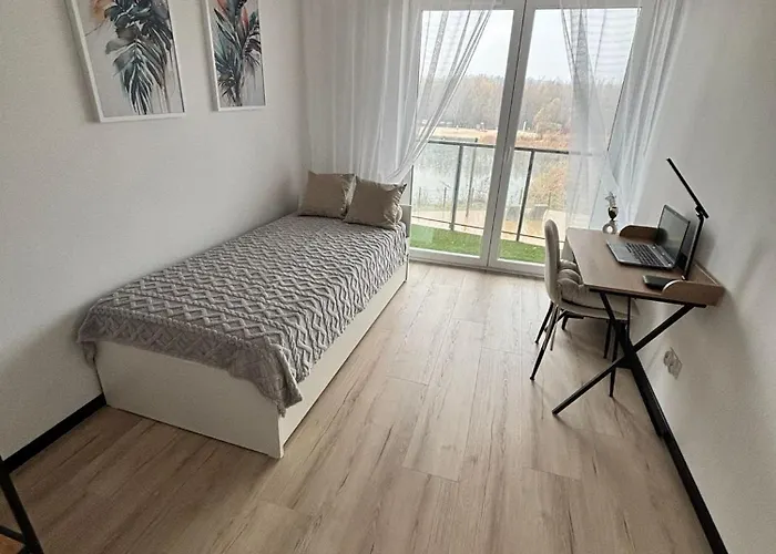 Nad Jeziorem - Kwiatkowskiego 44c Drabinianka Daire