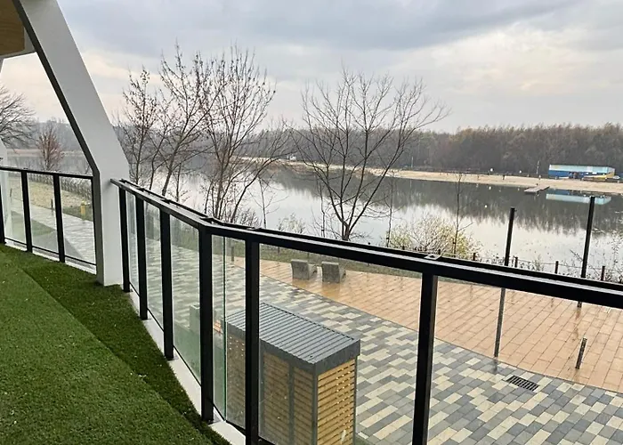 Nad Jeziorem - Kwiatkowskiego 44c Drabinianka